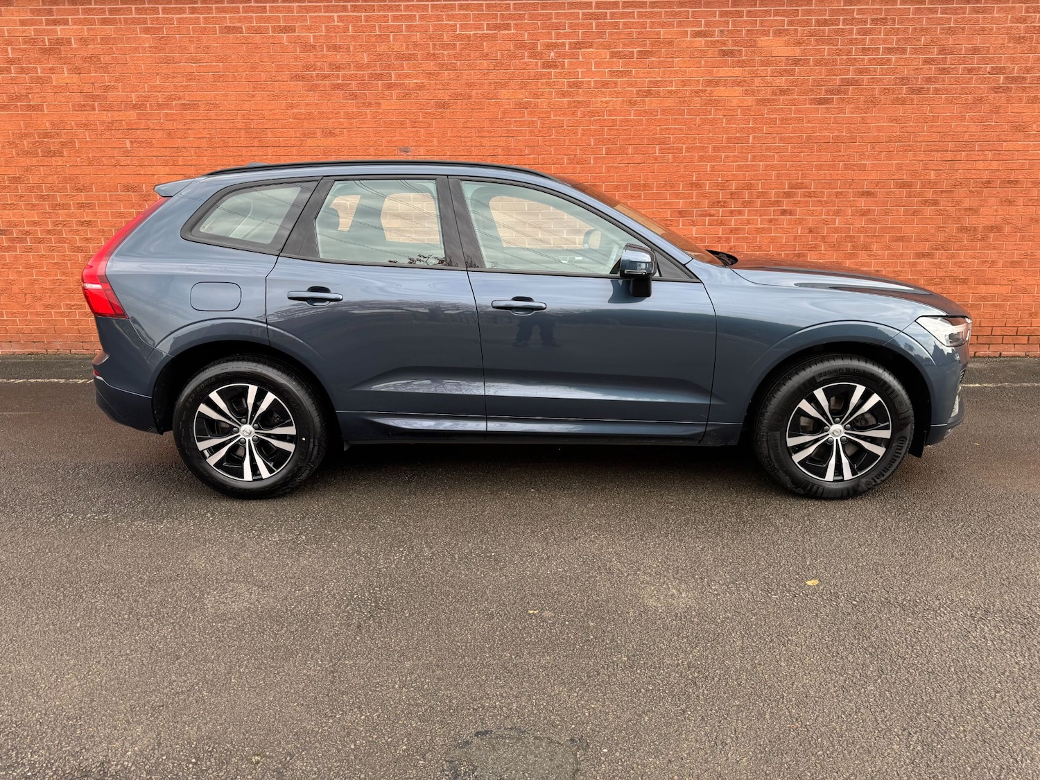 Used Volvo XC60 2023 for sale - 76531437: Photo 8