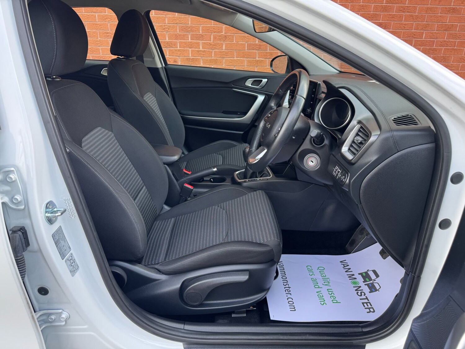 Used Kia Ceed 2023 for sale - 76255371: Photo 17