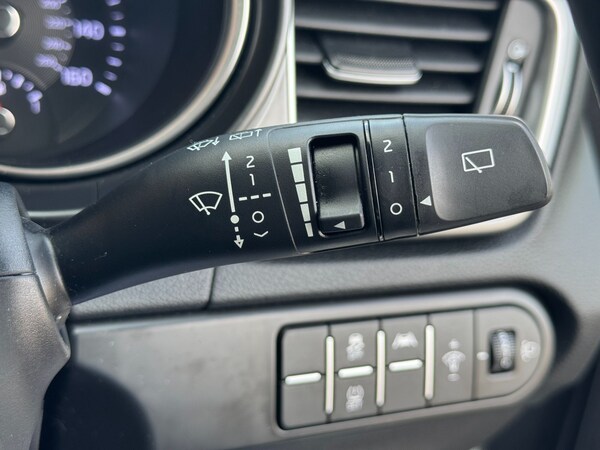 Used Kia Ceed 2023 for sale - 76255371: Photo 31