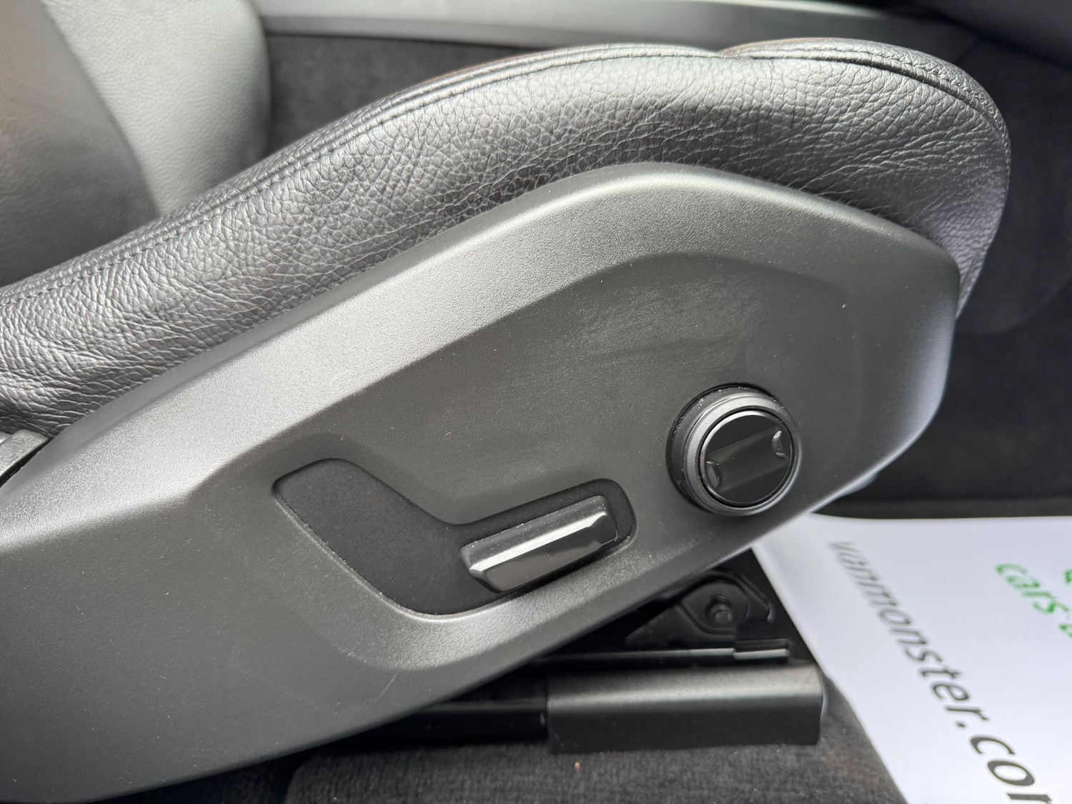 Used Volvo XC60 2023 for sale - 77378032: Photo 40