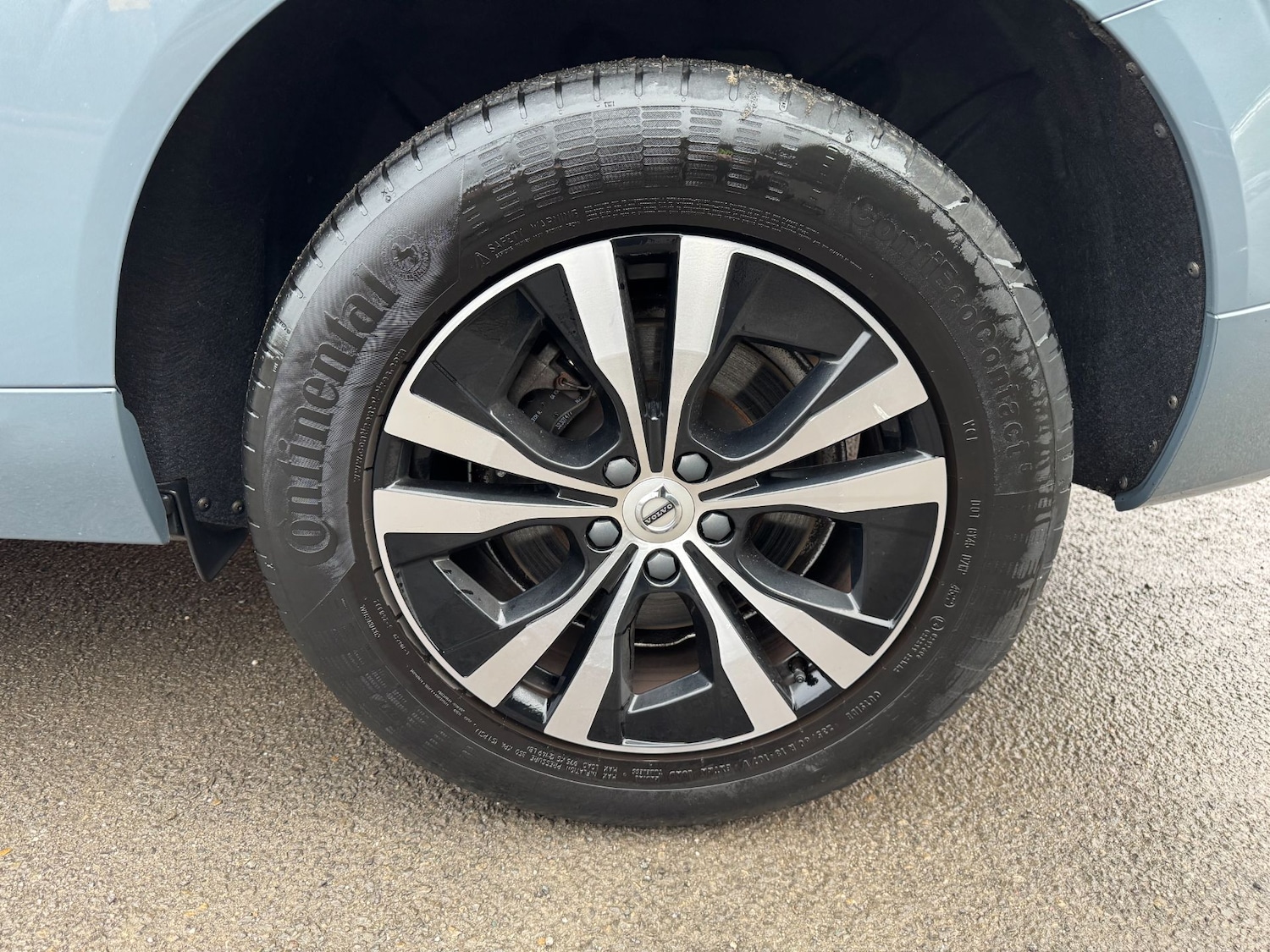 Used Volvo XC60 2023 for sale - 77378032: Photo 46