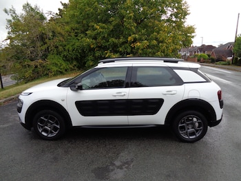 Used Citroen C4 Cactus 2015 for sale - 75761651: Photo