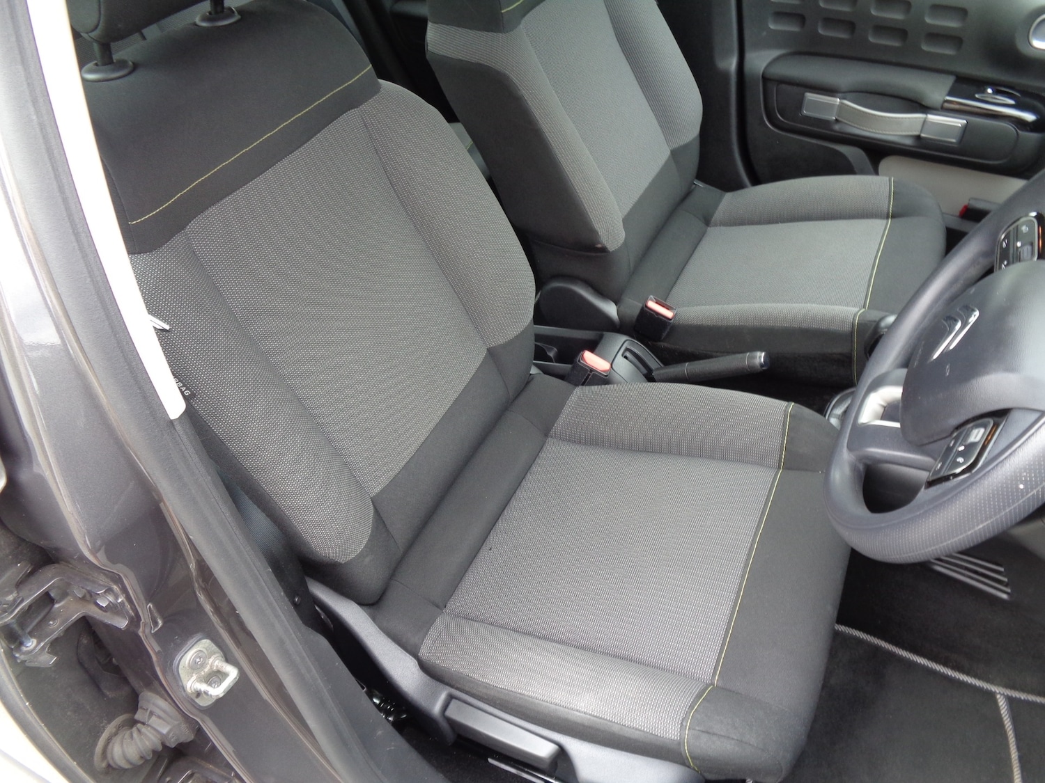 Used Citroen C3 2018 for sale - 76393466: Photo 6