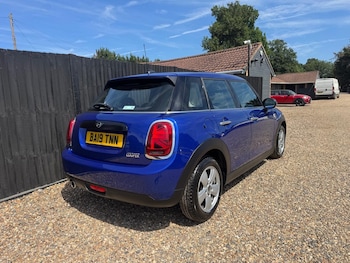 Used MINI Hatch 2019 for sale - 79328530: Photo