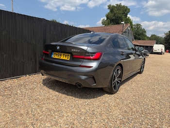 Used BMW 3 Series 2019 for sale - 79248400: Photo