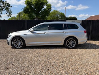 Used Volkswagen Passat 2020 for sale - 78416027: Photo