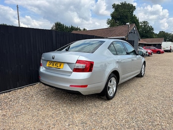 Used Skoda Octavia 2016 for sale - 79304047: Photo