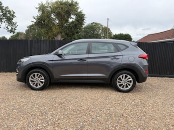 Used Hyundai TUCSON 2017 for sale - 79741722: Photo