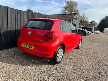 Used Volkswagen Polo 2016 for sale - 78244627: Photo