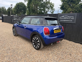 Used MINI Hatch 2019 for sale - 79348909: Photo