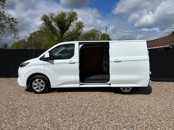 Used Ford Transit Custom 2024 for sale - 78291539: Photo