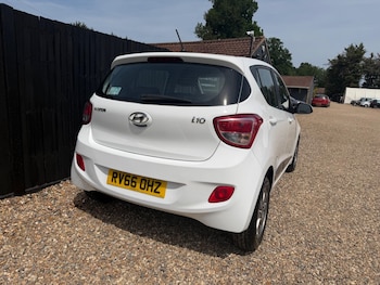 Used Hyundai i10 2016 for sale - 78759916: Photo