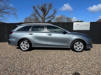 Used Kia Ceed 2023 for sale - 78245230: Photo