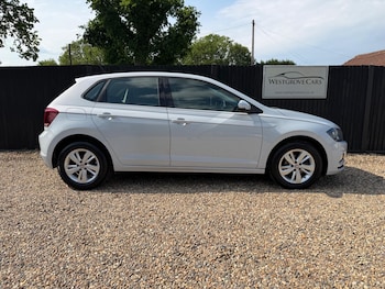 Used Volkswagen Polo 2019 for sale - 78528700: Photo