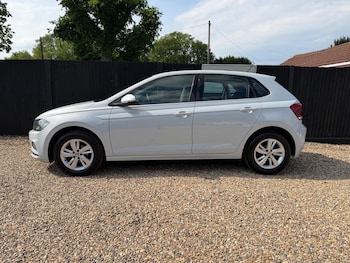 Used Volkswagen Polo 2019 for sale - 78528700: Photo