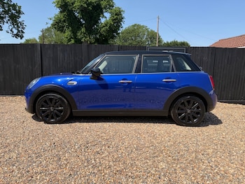 Used MINI Hatch 2019 for sale - 78705660: Photo