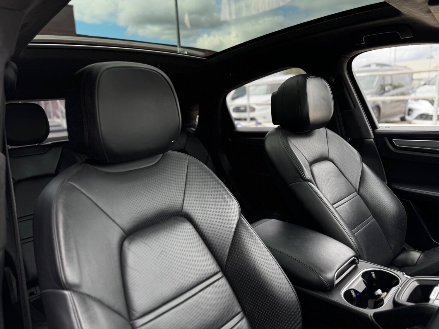 Used Porsche Cayenne for sale - 77330608: Photo 25