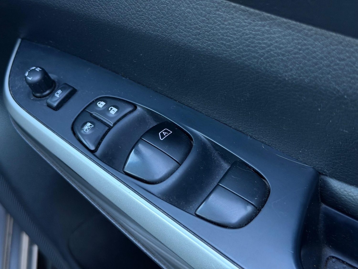 Used Nissan Navara 2020 for sale - 76912944: Photo 21