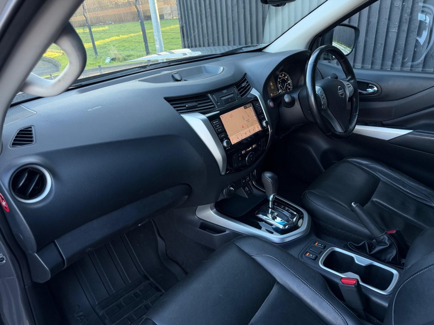 Used Nissan Navara 2020 for sale - 76912944: Photo 26