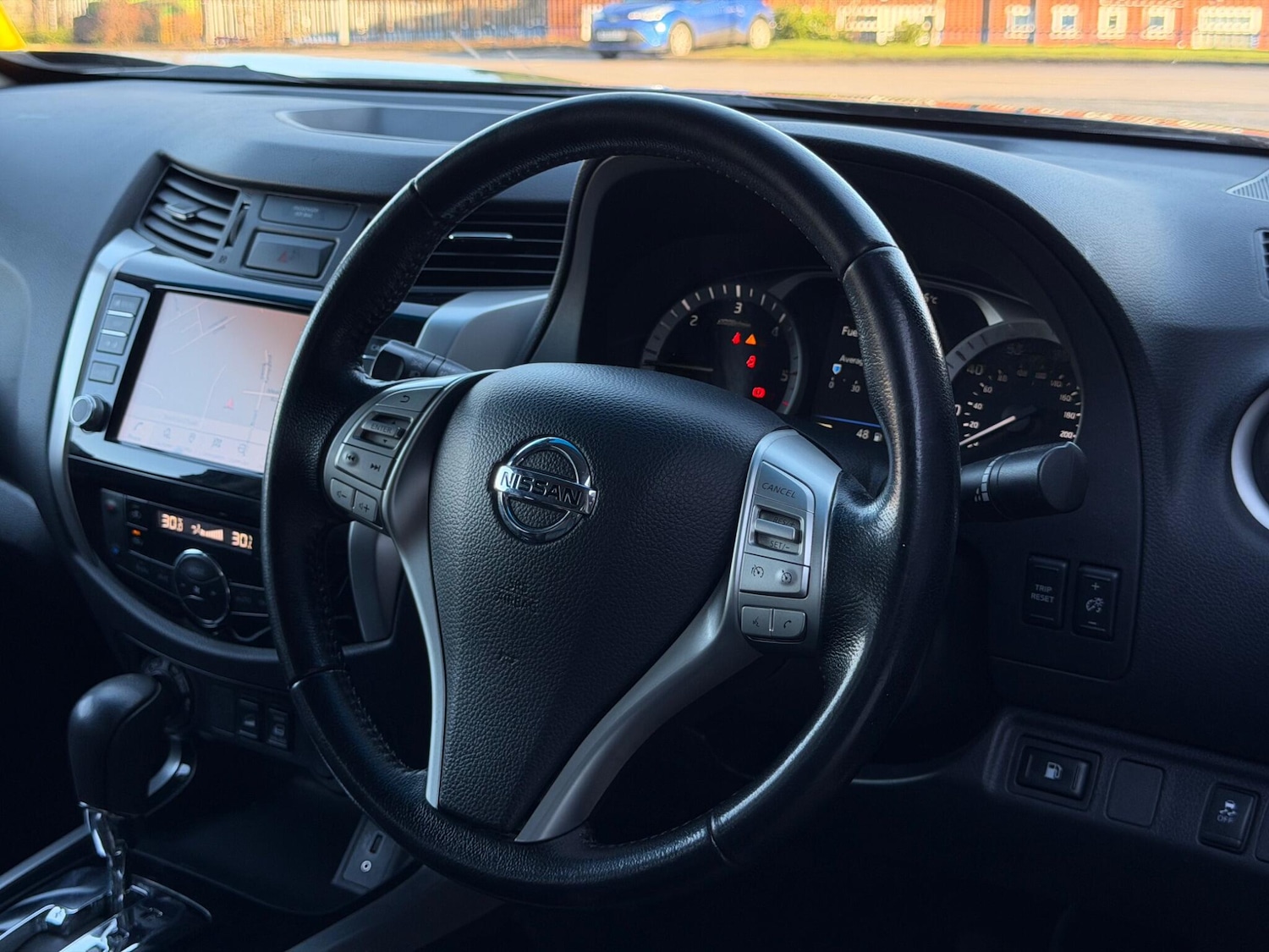 Used Nissan Navara 2020 for sale - 76912944: Photo 34