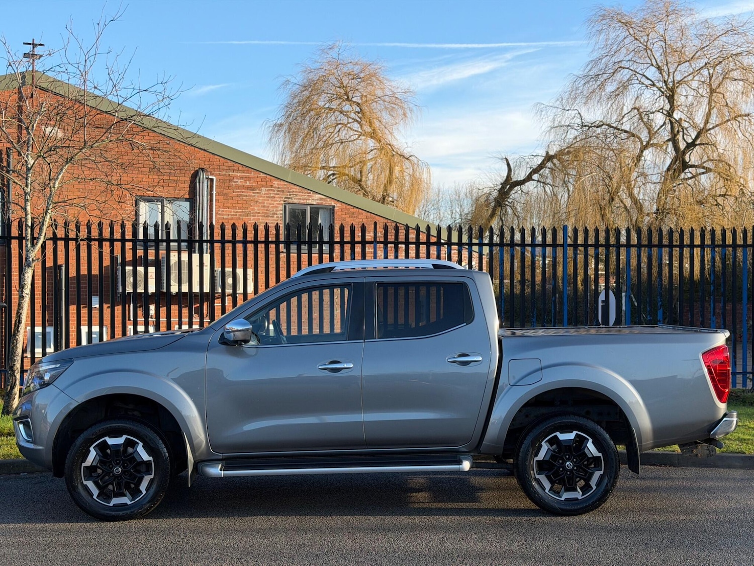 Used Nissan Navara 2020 for sale - 76912944: Photo 4