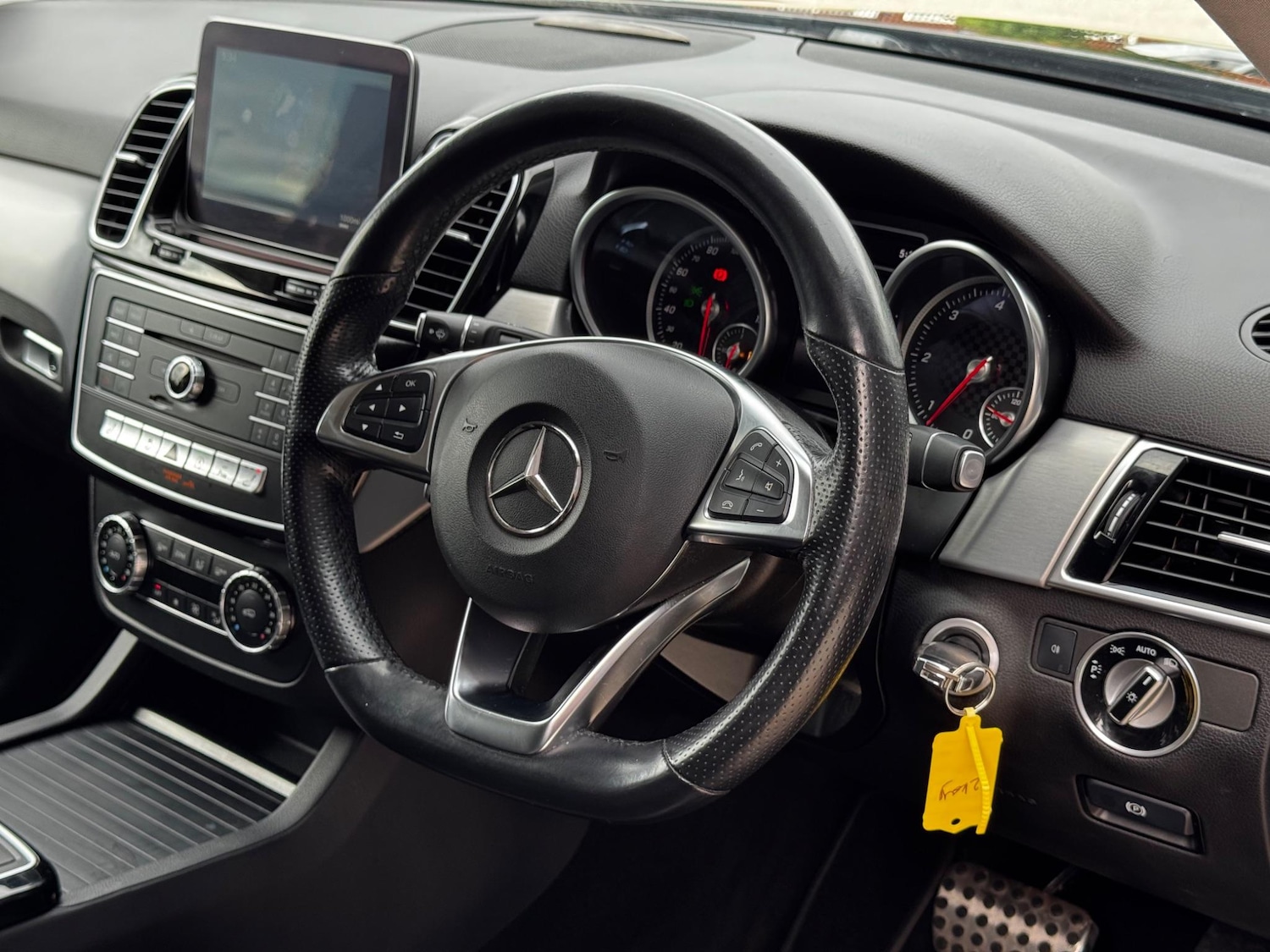 Used Mercedes-Benz GLE 2016 for sale - 76995840: Photo 29