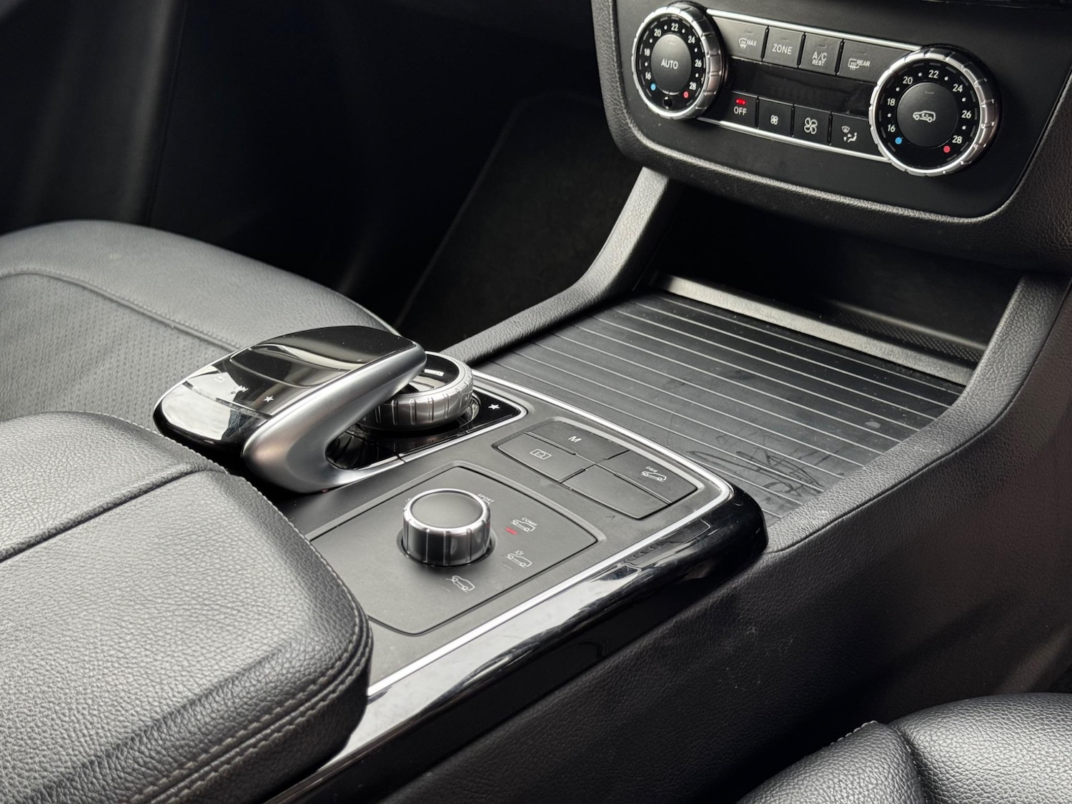 Used Mercedes-Benz GLE 2016 for sale - 76995840: Photo 31