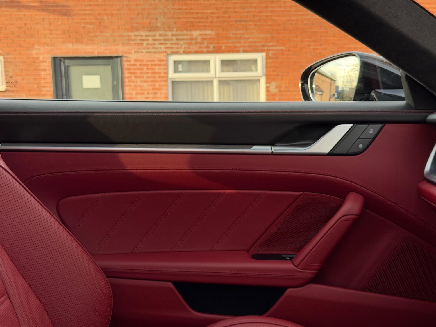 Used Porsche 911 for sale - 77550211: Photo 46