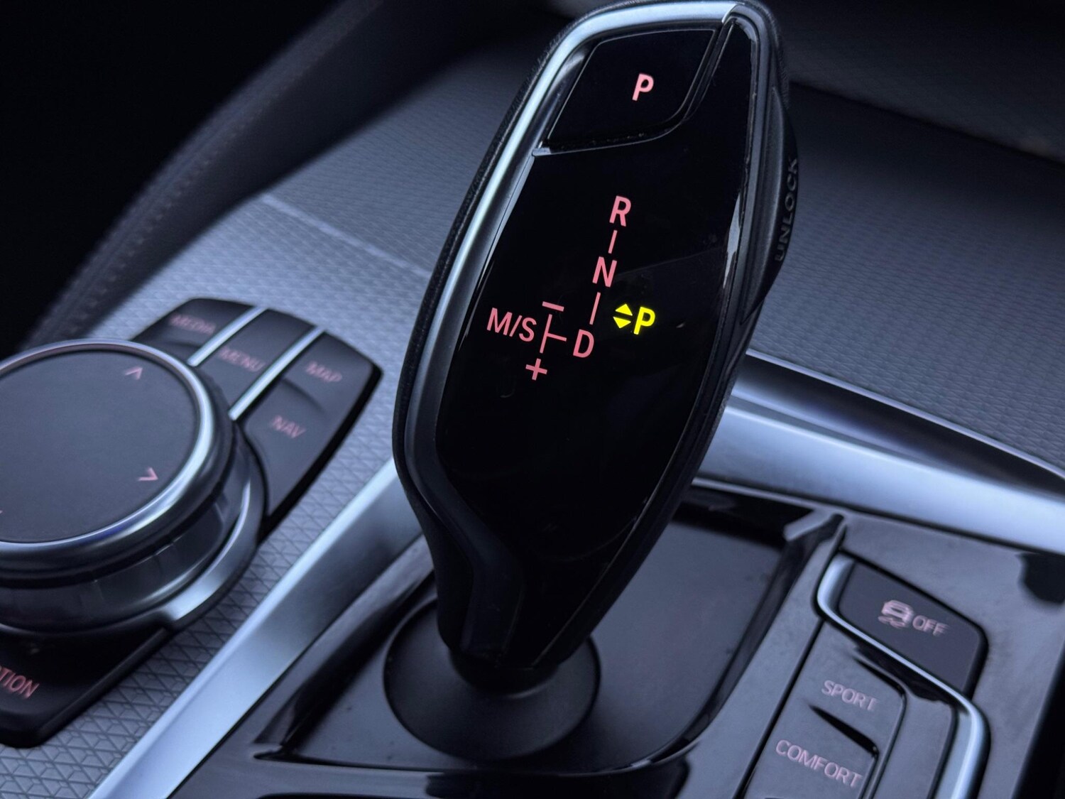 Used BMW 5 Series 2018 for sale - 76562477: Photo 19