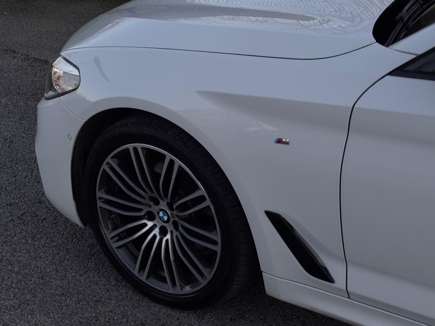 Used BMW 5 Series 2018 for sale - 76562477: Photo 30