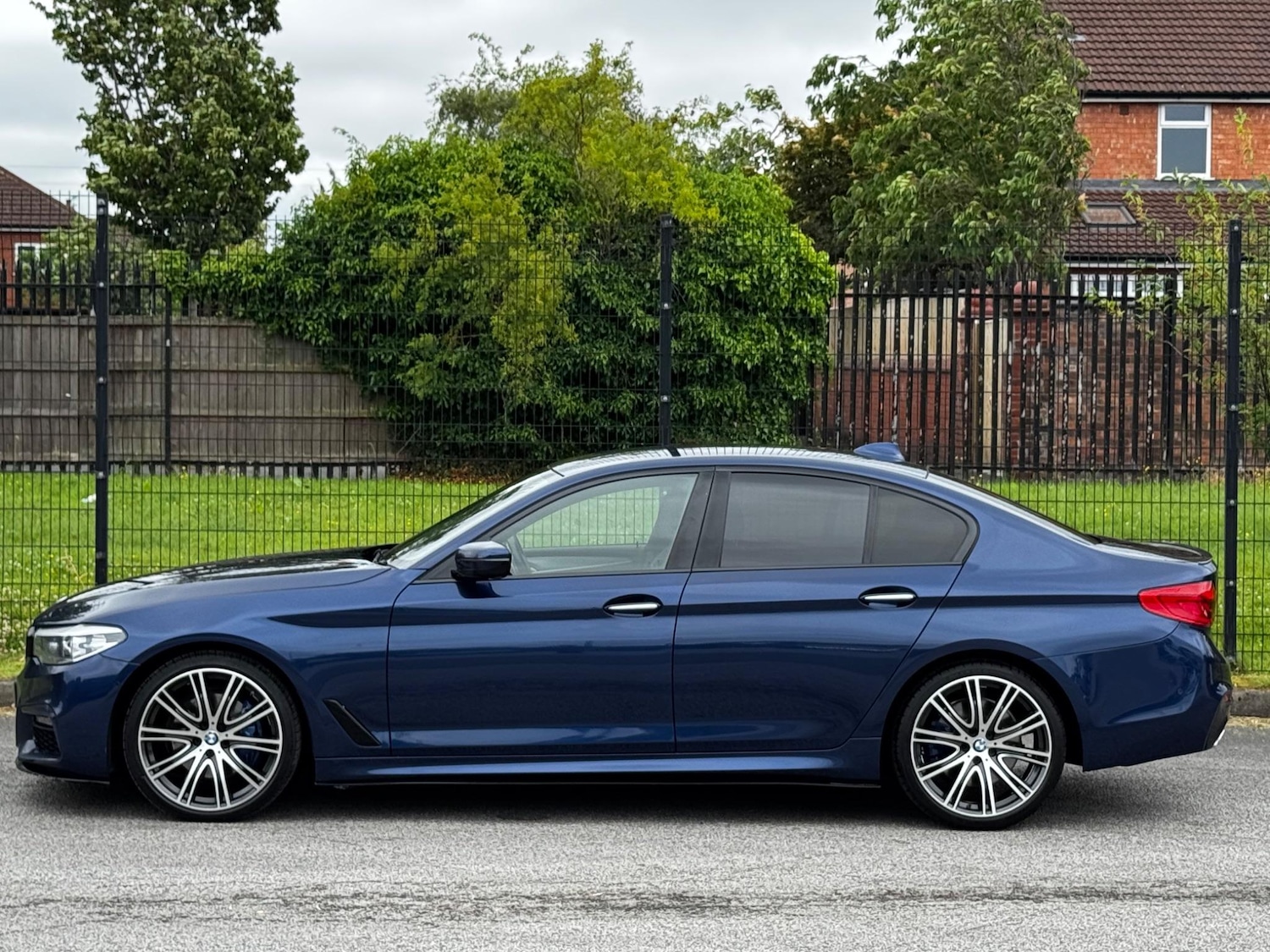 Used BMW 5 Series 2017 for sale - 76562518: Photo 12