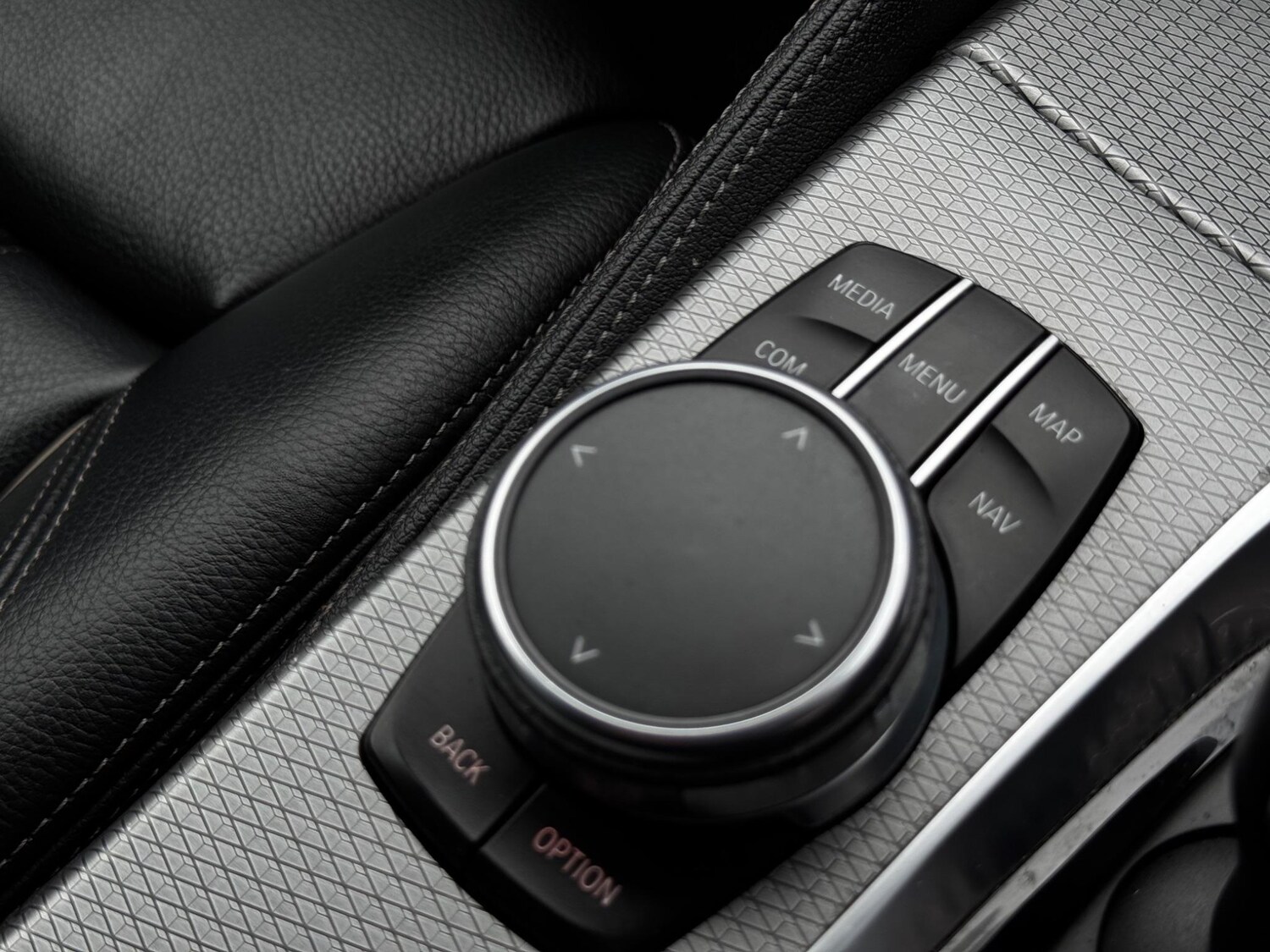 Used BMW 5 Series 2017 for sale - 76562518: Photo 23