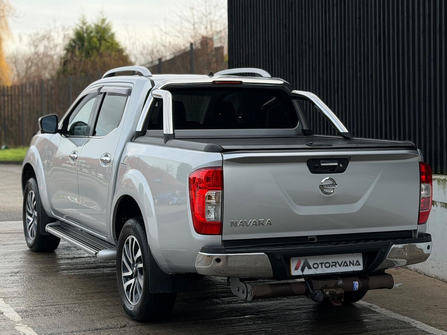 Used Land Rover Defender 2023 for sale - 76964382: Photo 11