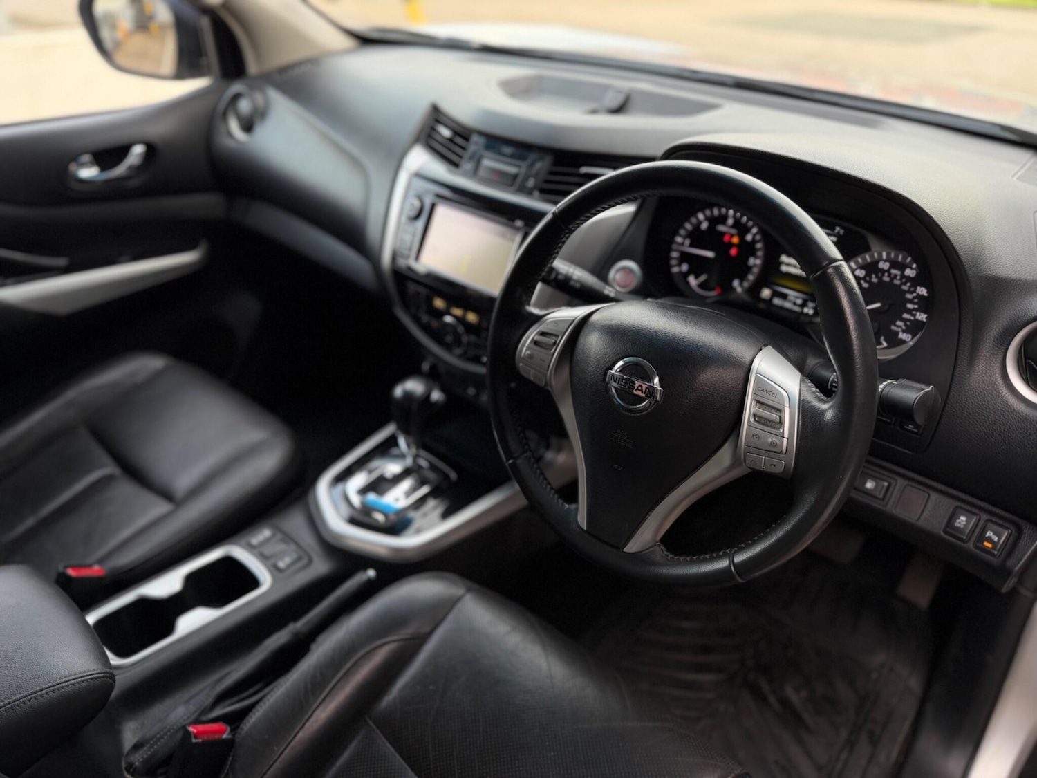 Used Land Rover Defender 2023 for sale - 76964382: Photo 21