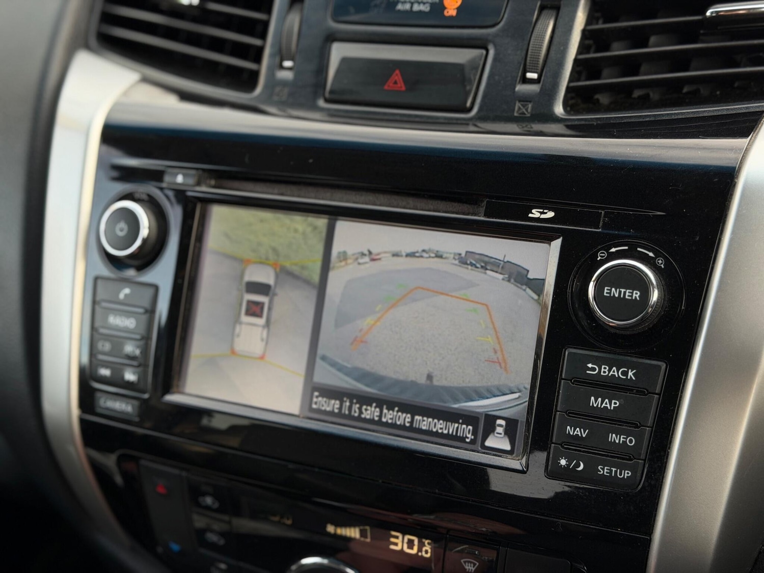 Used Land Rover Defender 2023 for sale - 76964382: Photo 27