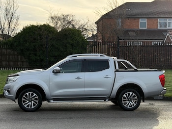 Used Land Rover Defender 2023 for sale - 76964382: Photo