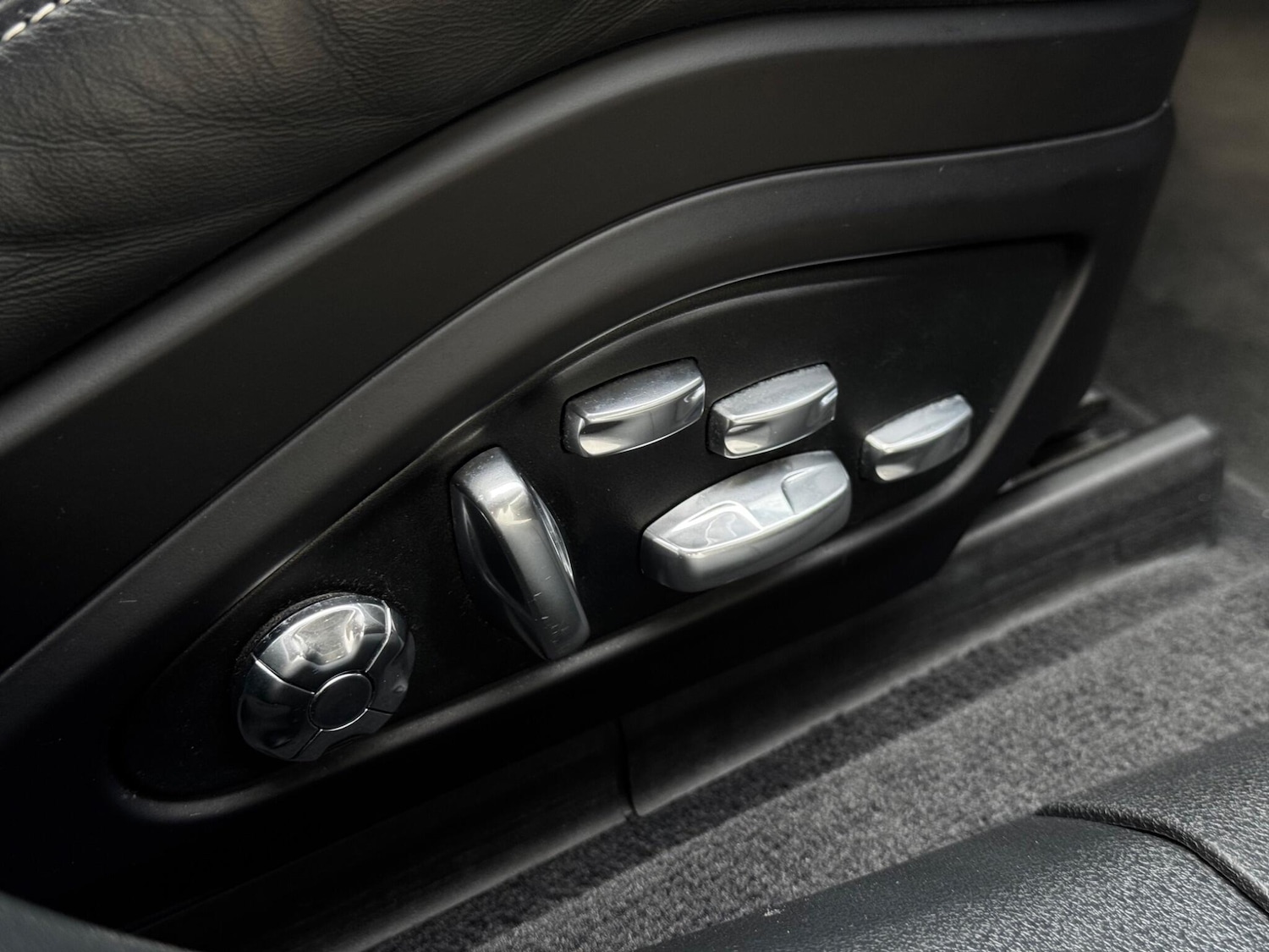 Used Porsche Panamera 2019 for sale - 76562554: Photo 26