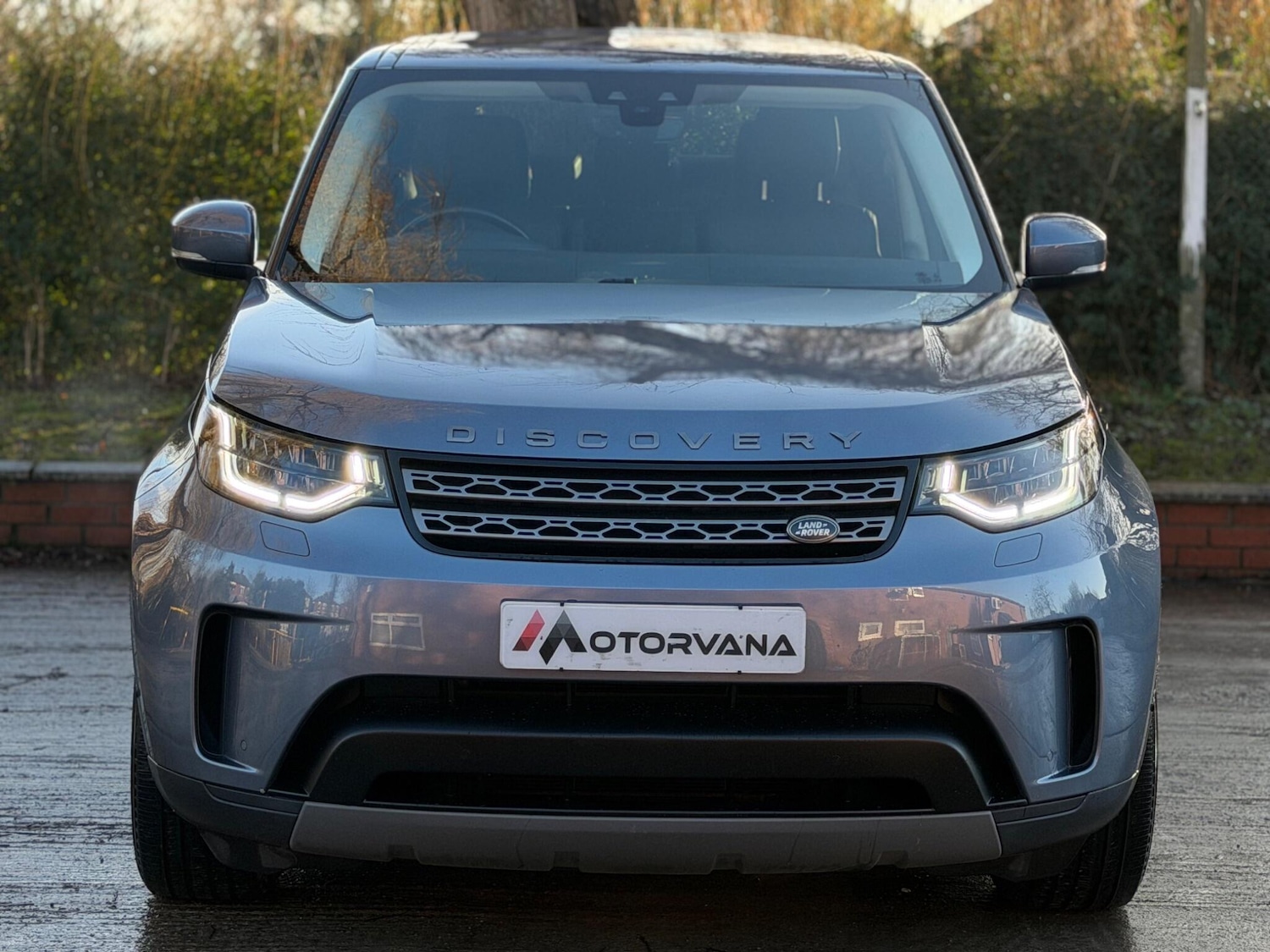 Used Land Rover Discovery 2019 for sale - 77229931: Photo 2