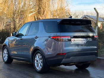 Used Land Rover Discovery 2019 for sale - 77229931: Photo