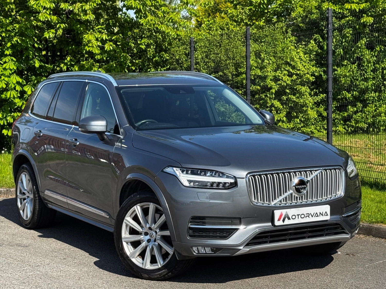 Used Volvo XC90 2015 for sale - 76561122: Photo 1