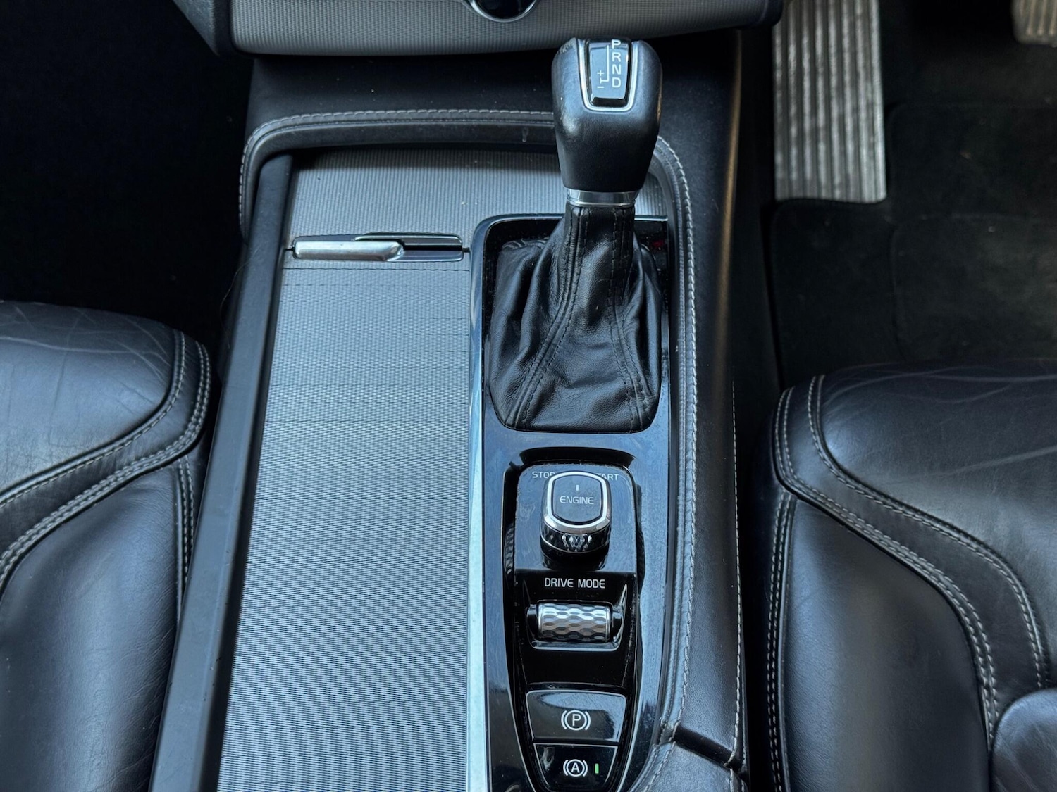 Used Volvo XC90 2015 for sale - 76561122: Photo 19