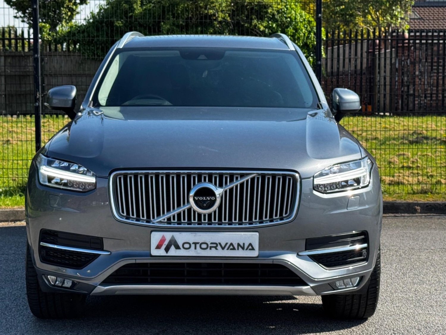 Used Volvo XC90 2015 for sale - 76561122: Photo 2