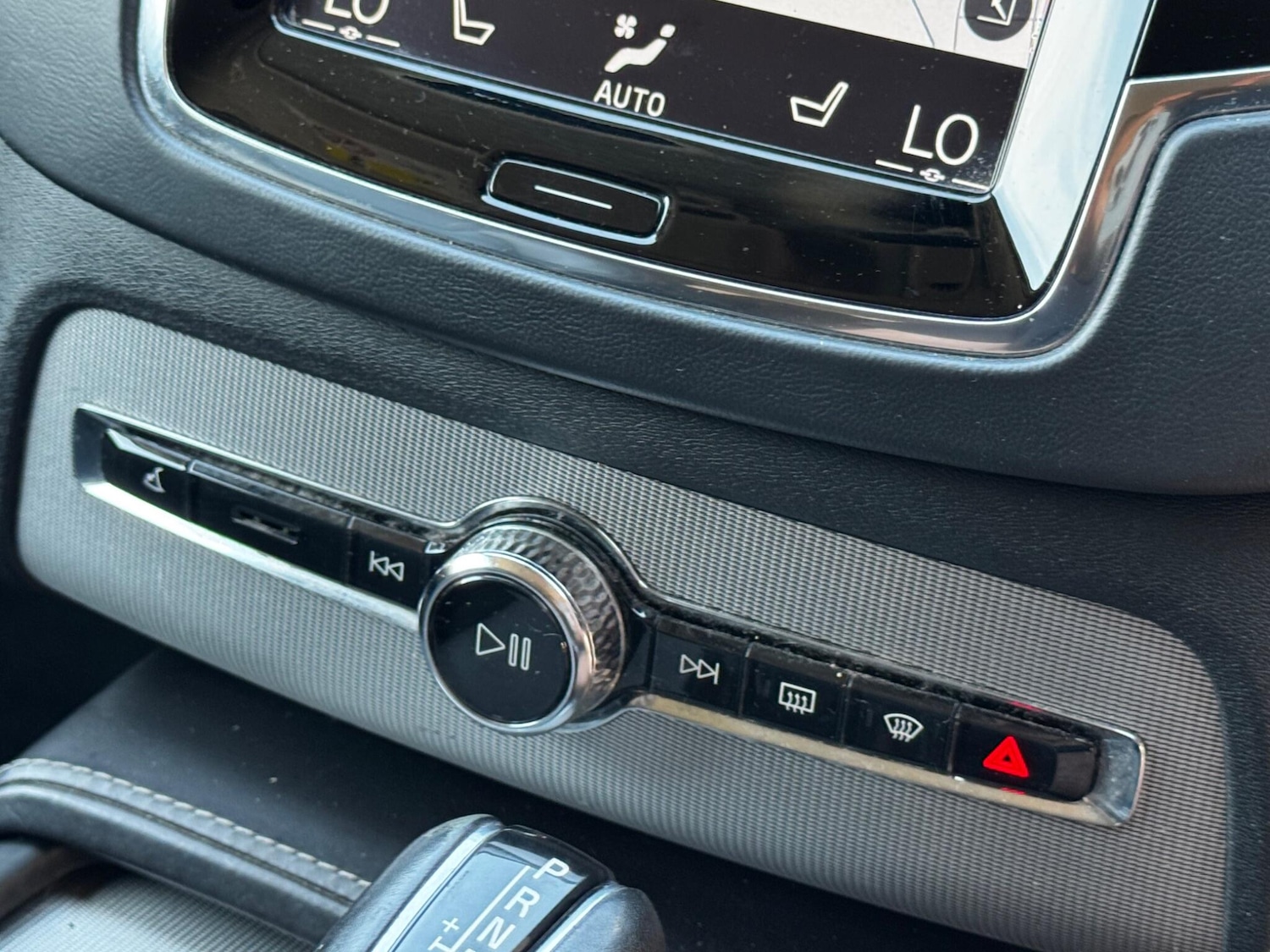 Used Volvo XC90 2015 for sale - 76561122: Photo 31