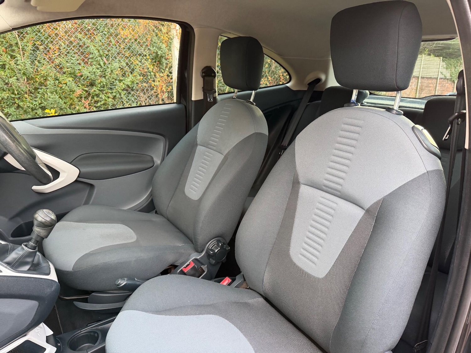 Used Ford Ka 2013 for sale - 76993669: Photo 18