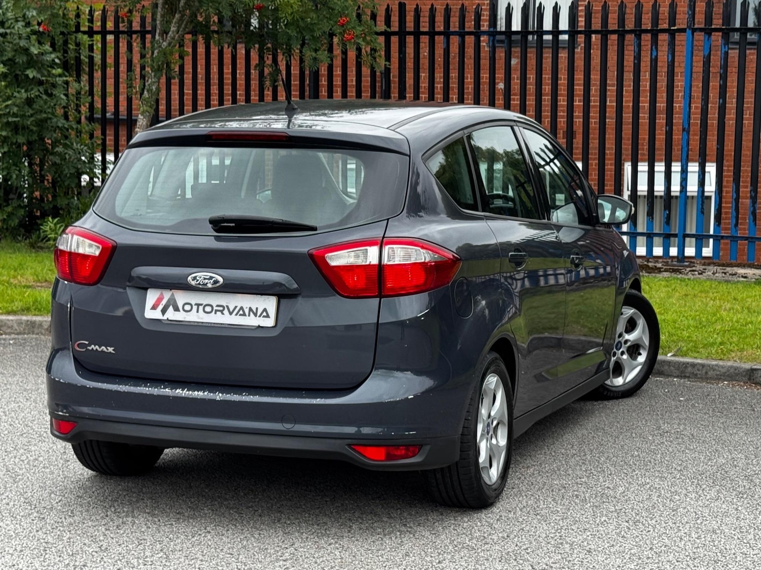 Used Ford C-Max 2012 for sale - 76562530: Photo 10