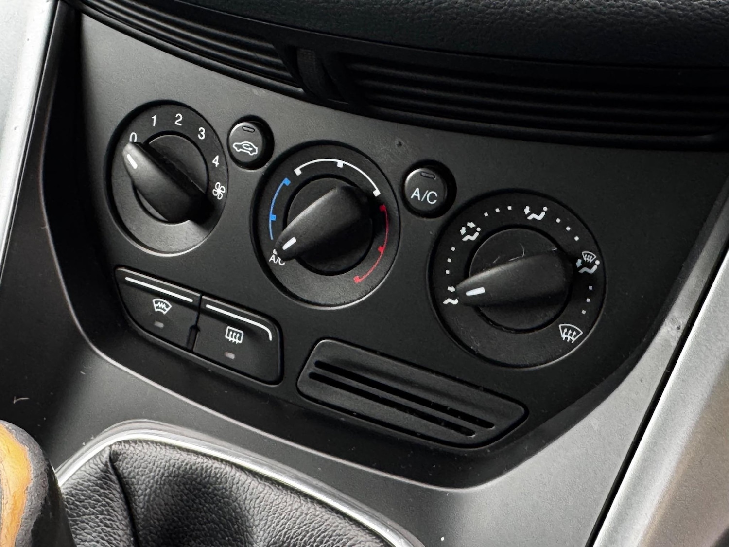 Used Ford C-Max 2012 for sale - 76562530: Photo 18