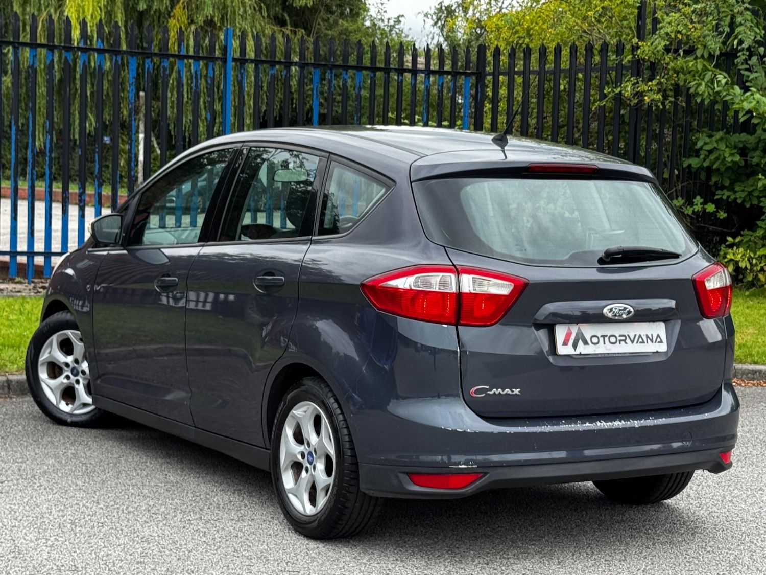 Used Ford C-Max 2012 for sale - 76562530: Photo 4