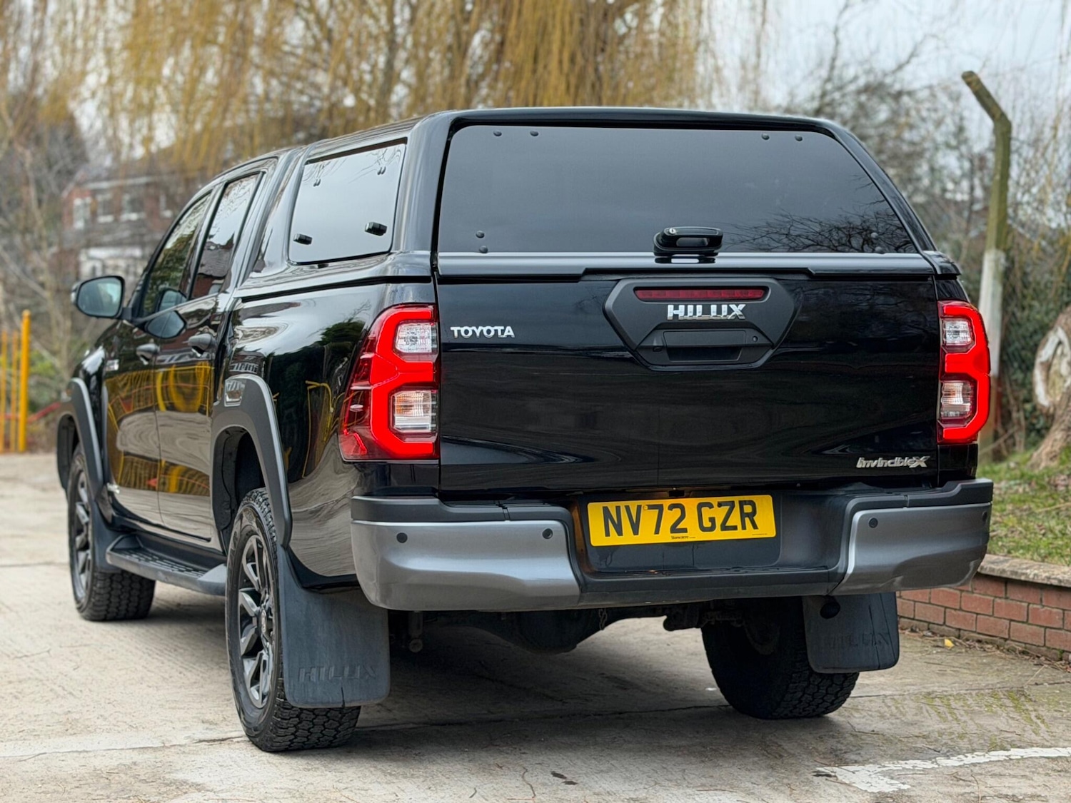 Used Toyota Hilux 2023 for sale - 77387271: Photo 11