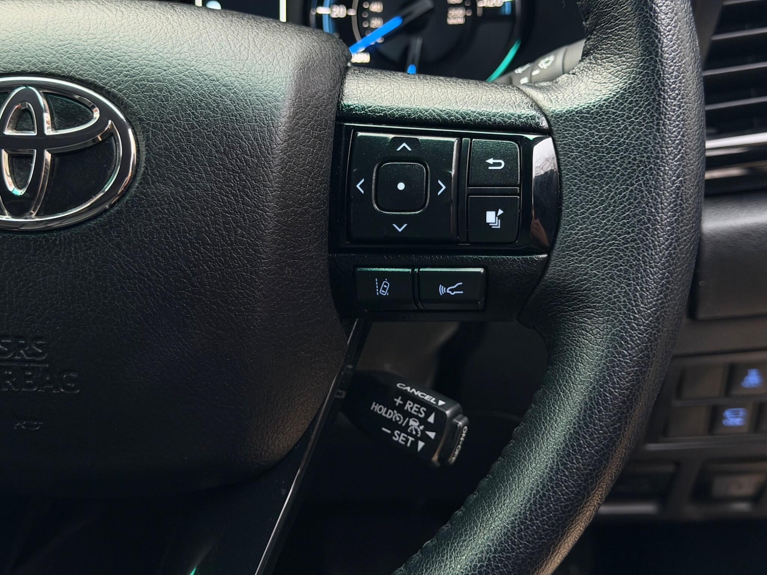 Used Toyota Hilux 2023 for sale - 77387271: Photo 18