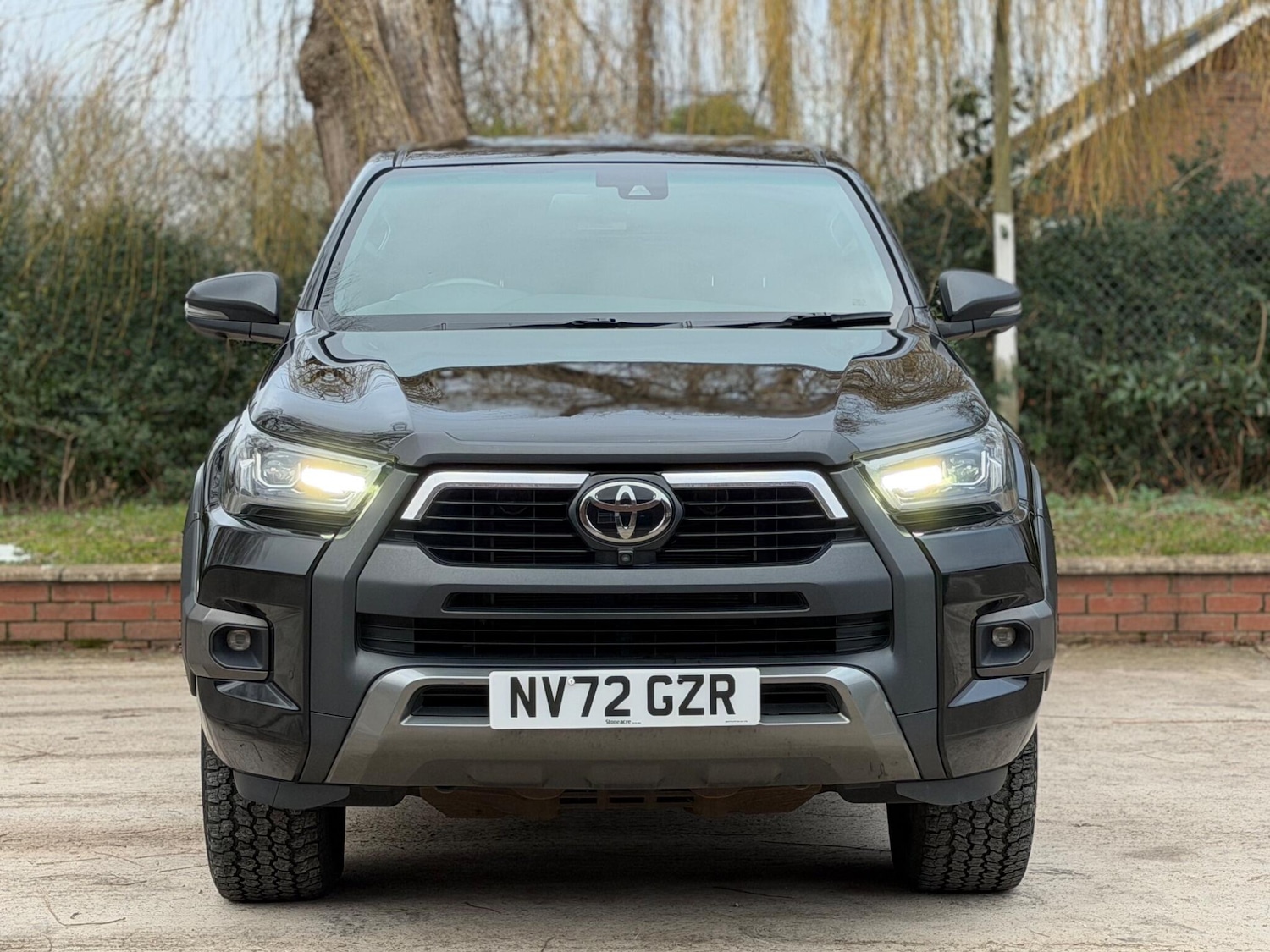 Used Toyota Hilux 2023 for sale - 77387271: Photo 2